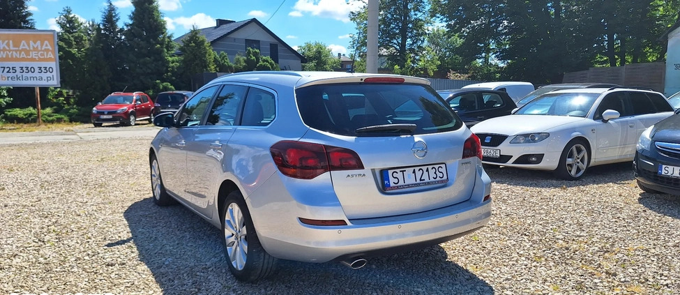 Opel Astra cena 28500 przebieg: 190721, rok produkcji 2011 z Jaworzno małe 704